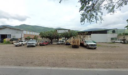 Negocio Chatarrera Y Autopartes Caveal