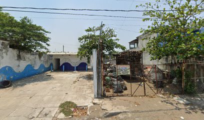 Negocio Chatarrería El Cruce