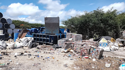 Negocio Recicladora De Chatarra Los Peluchines